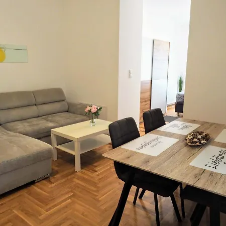 City Villa Schoenbrunn Apartments - Contactless 24H Check-In Vienna Exterior photo