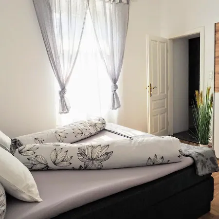 City Villa Schoenbrunn Apartments - Contactless 24H Check-In Vienna Exterior photo