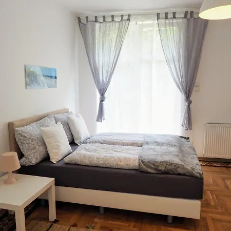 City Villa Schoenbrunn Apartments - Contactless 24H Check-In Vienna Exterior photo