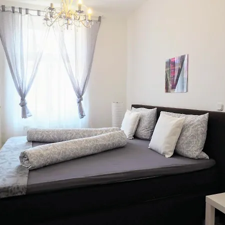 City Villa Schoenbrunn Apartments - Contactless 24H Check-In Vienna Exterior photo